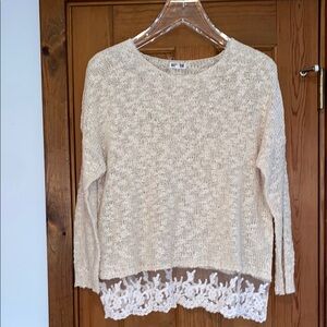 Woven Heart Lightweight Oat Off White Lace Sweater Long Sleeve Very Cozy